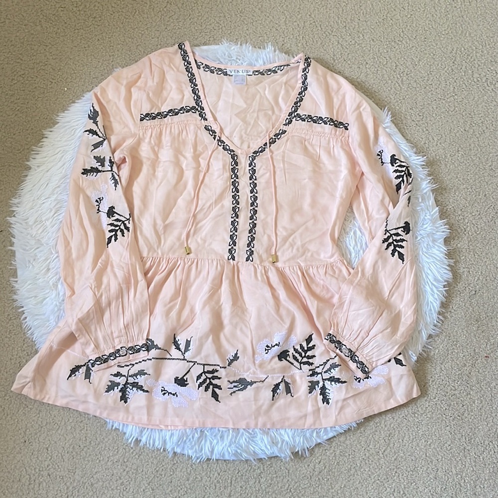 Venus Embroidered Boho Light Pink Blouse
